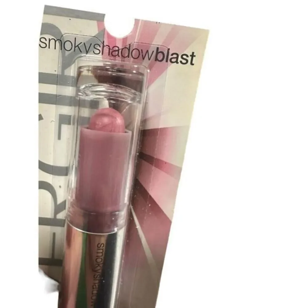 Covergirl Smoky Eye Shadow Blast Purple Plume 810 brand new hard‎ to find